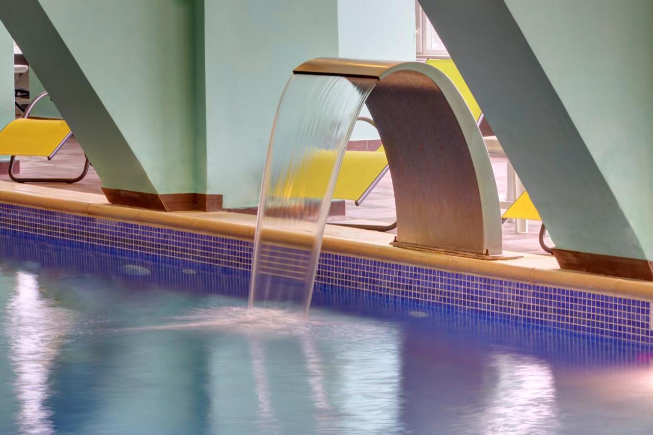 Hotel Ciucas Baile Tusnad Bagian luar foto