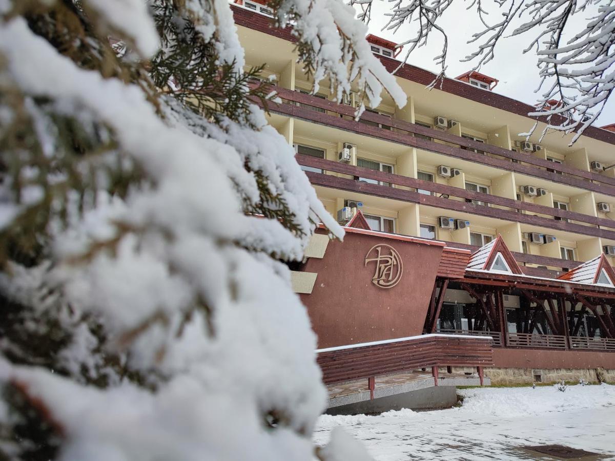 Hotel Ciucas Baile Tusnad Bagian luar foto