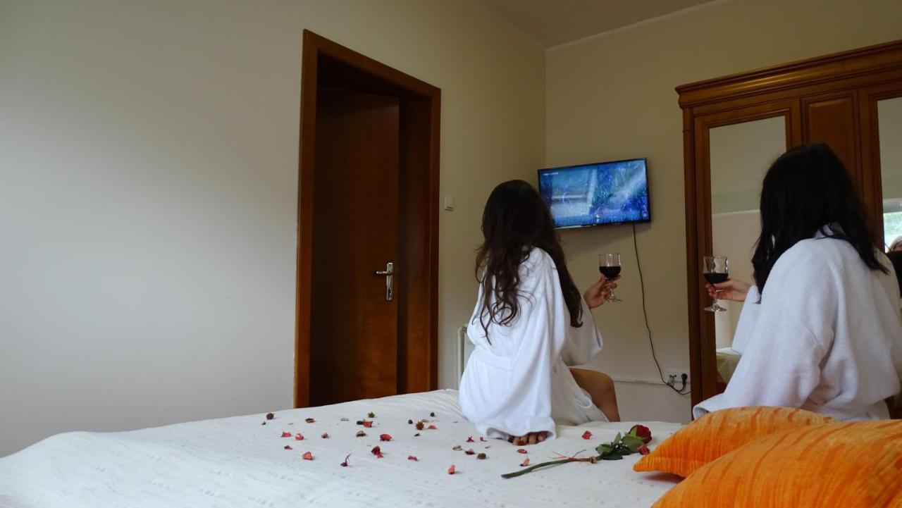 Hotel Ciucas Baile Tusnad Bagian luar foto