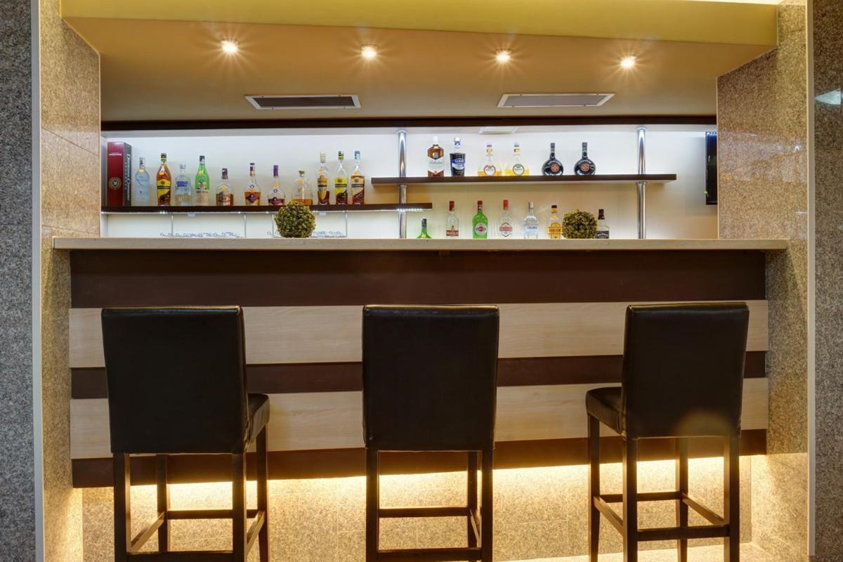 Hotel Ciucas Baile Tusnad Bagian luar foto